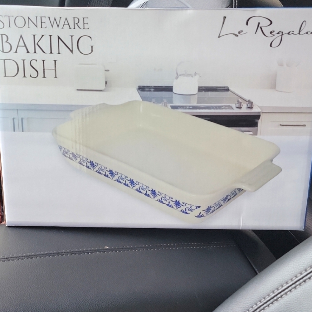 Le Regalo Stoneware Baking Dish And Serving Platter Set 2 Piece - White and Blue